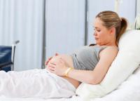 Перенашивание беременности: причины, что делать, последствия, признаки